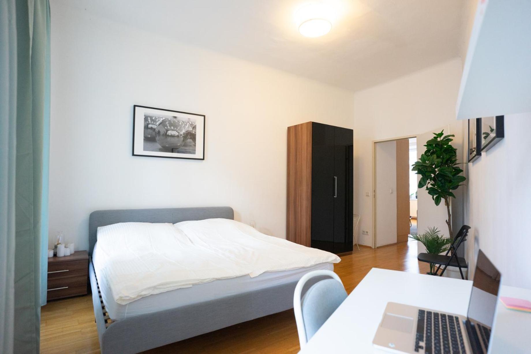 Modern 3 Bedroom In Center Apartamento Viena